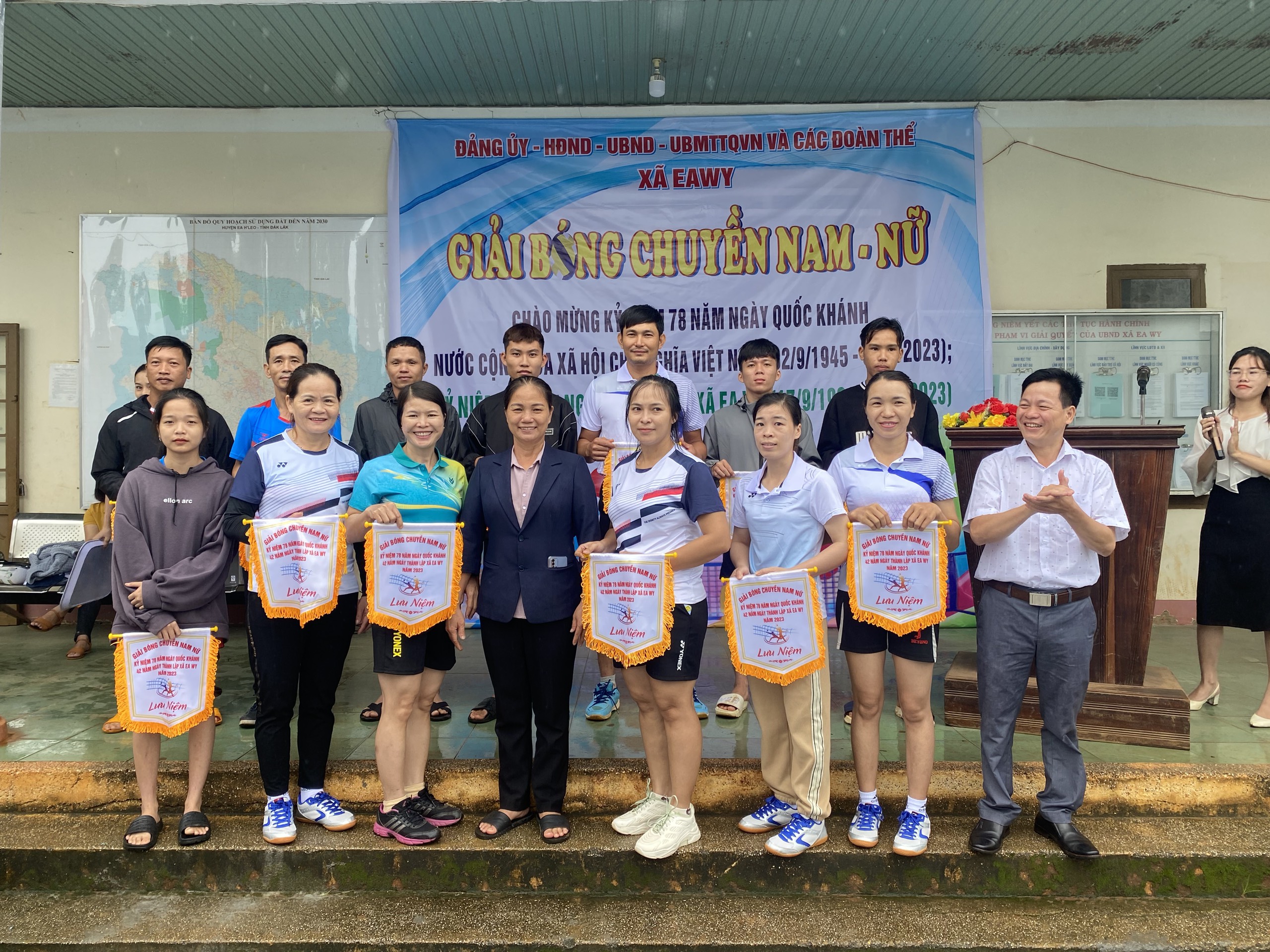 Giải bóng chuyền Nam, Nữ xã Ea Wy năm 2023